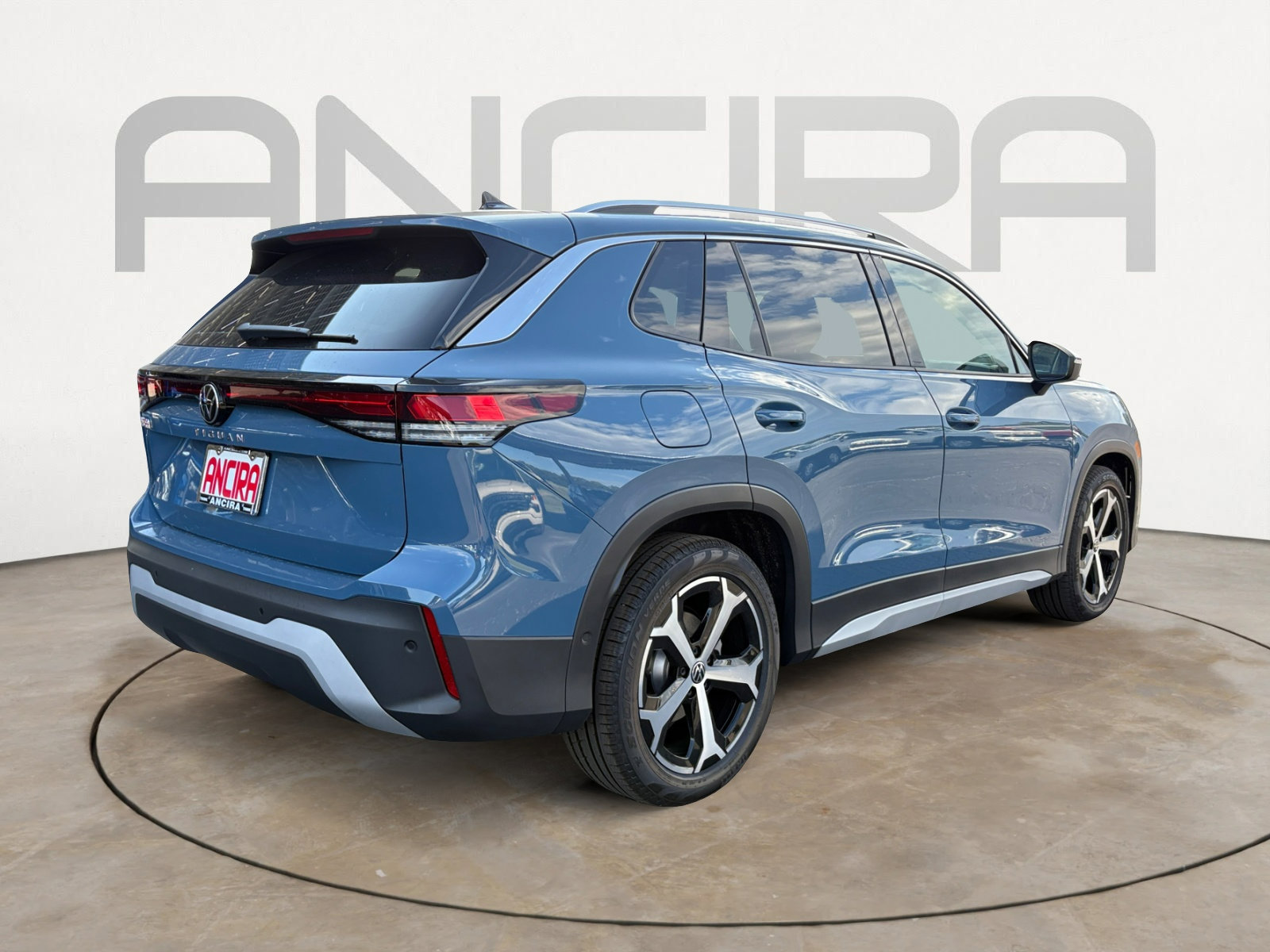 New 2026 Volkswagen Tiguan SE image 8