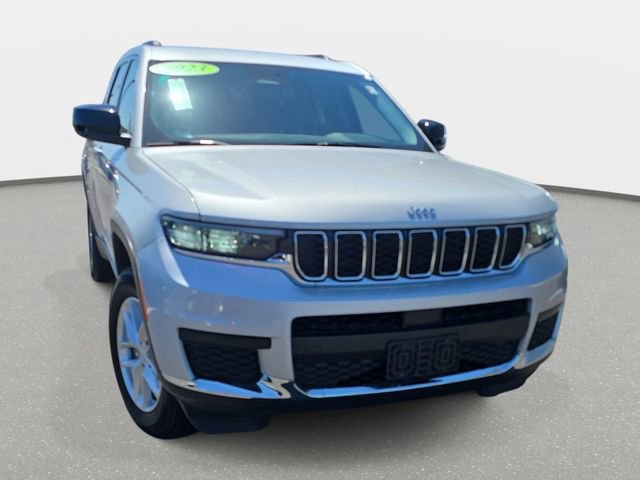 Used 2023 Jeep Grand Cherokee L Laredo AWD/4WD image 2