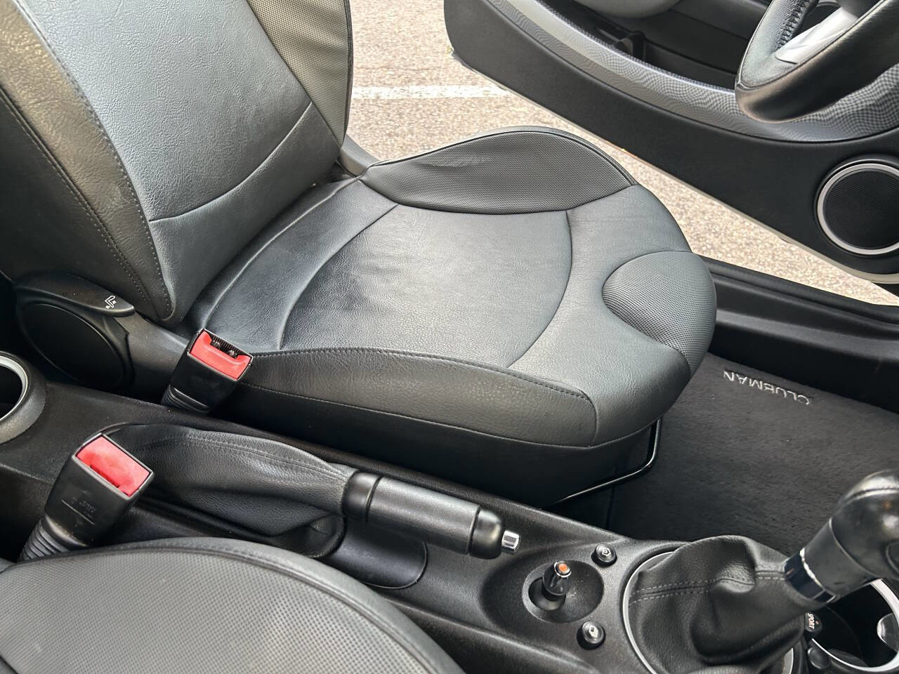 Used 2010 MINI Cooper Clubman S image 39