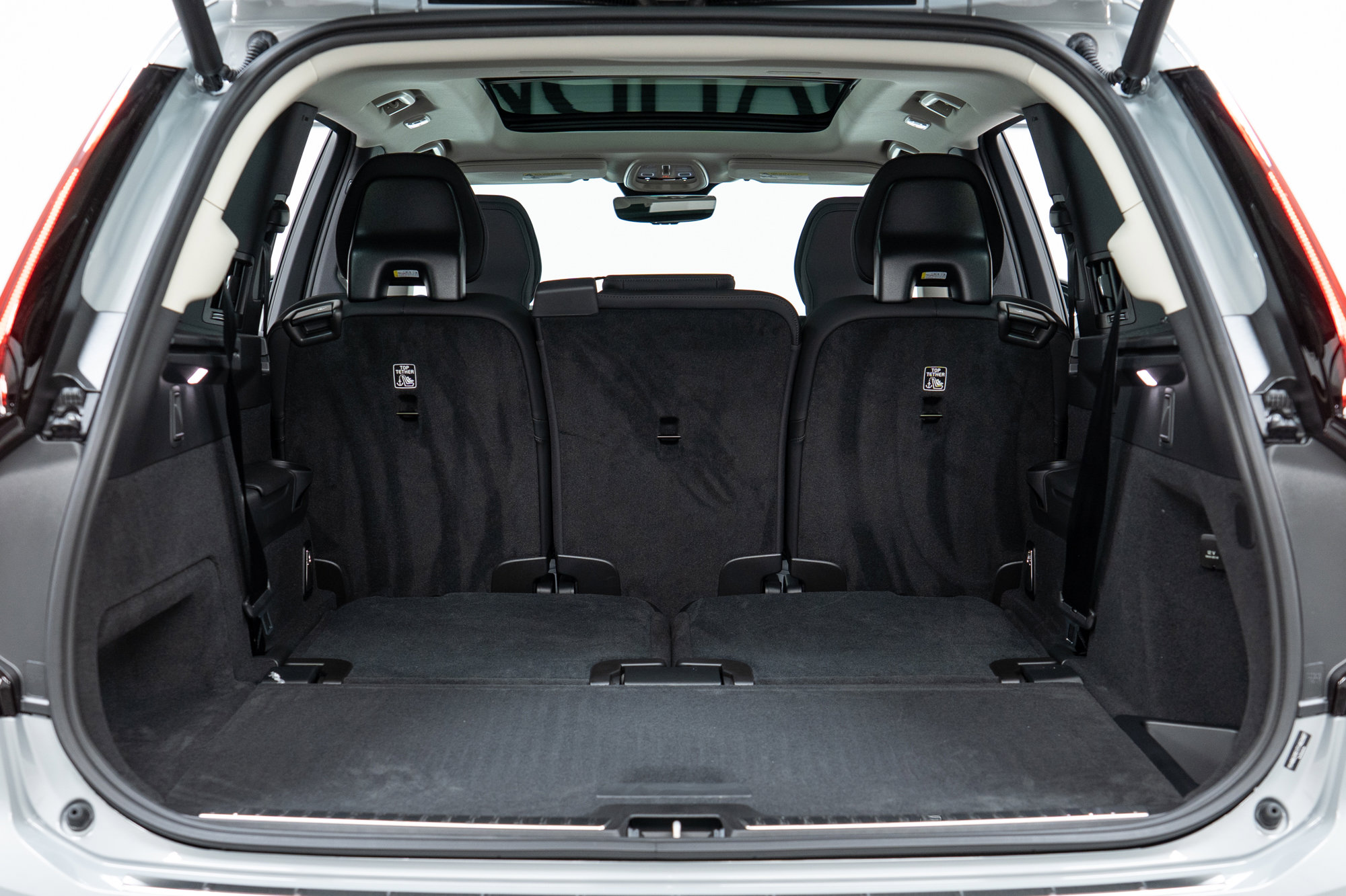 New 2026 Volvo XC90 B6 Plus w/ Protection Package Premier image 10