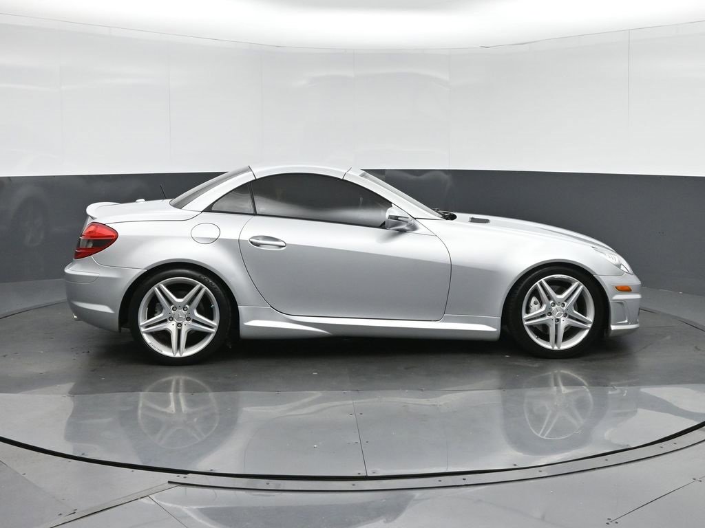 Used 2009 Mercedes-Benz SLK 350 image 8