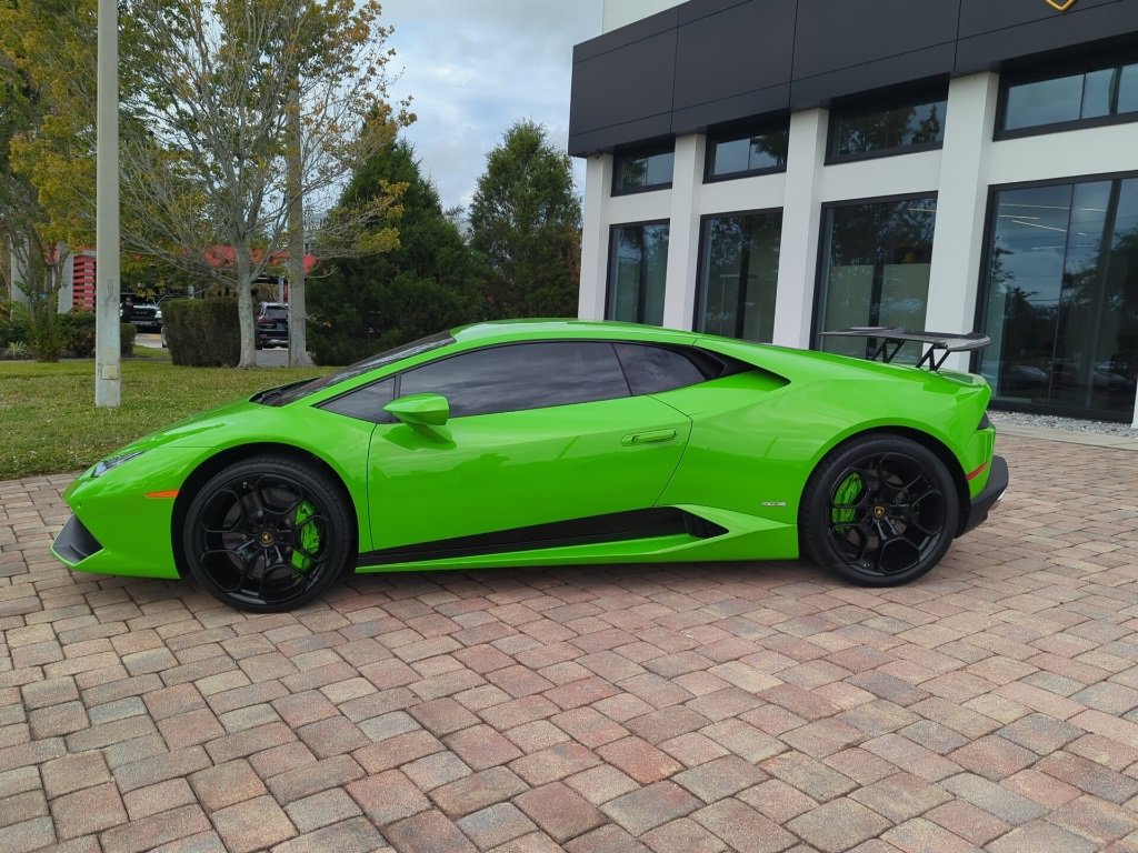 Used 2015 Lamborghini Huracan LP 610-4 image 4