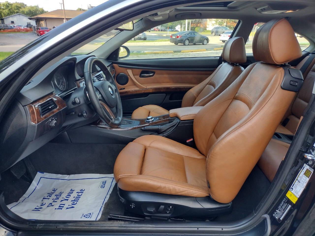 Used 2008 BMW 335xi 335xi AWD 2dr Coupe w/ Premium Pkg image 10