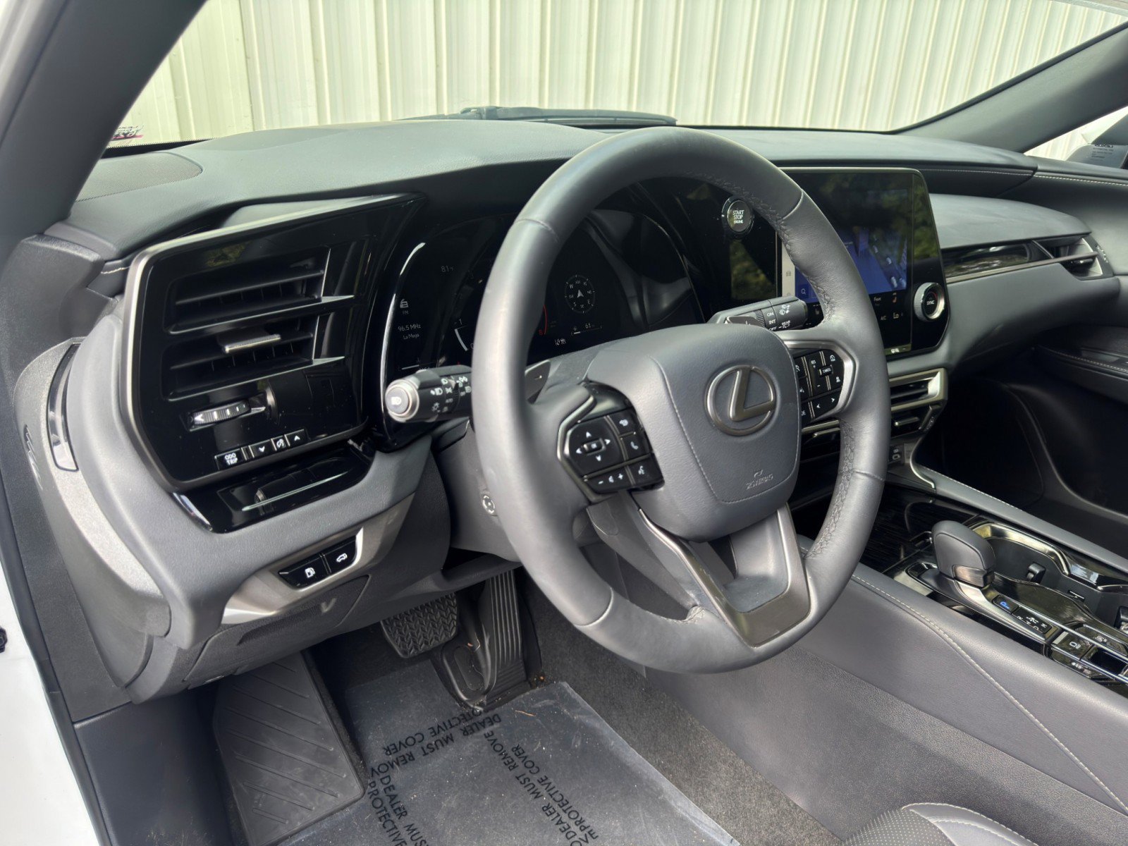 Used 2025 Lexus RX 350 FWD w/ Accessory Package (K3) image 14