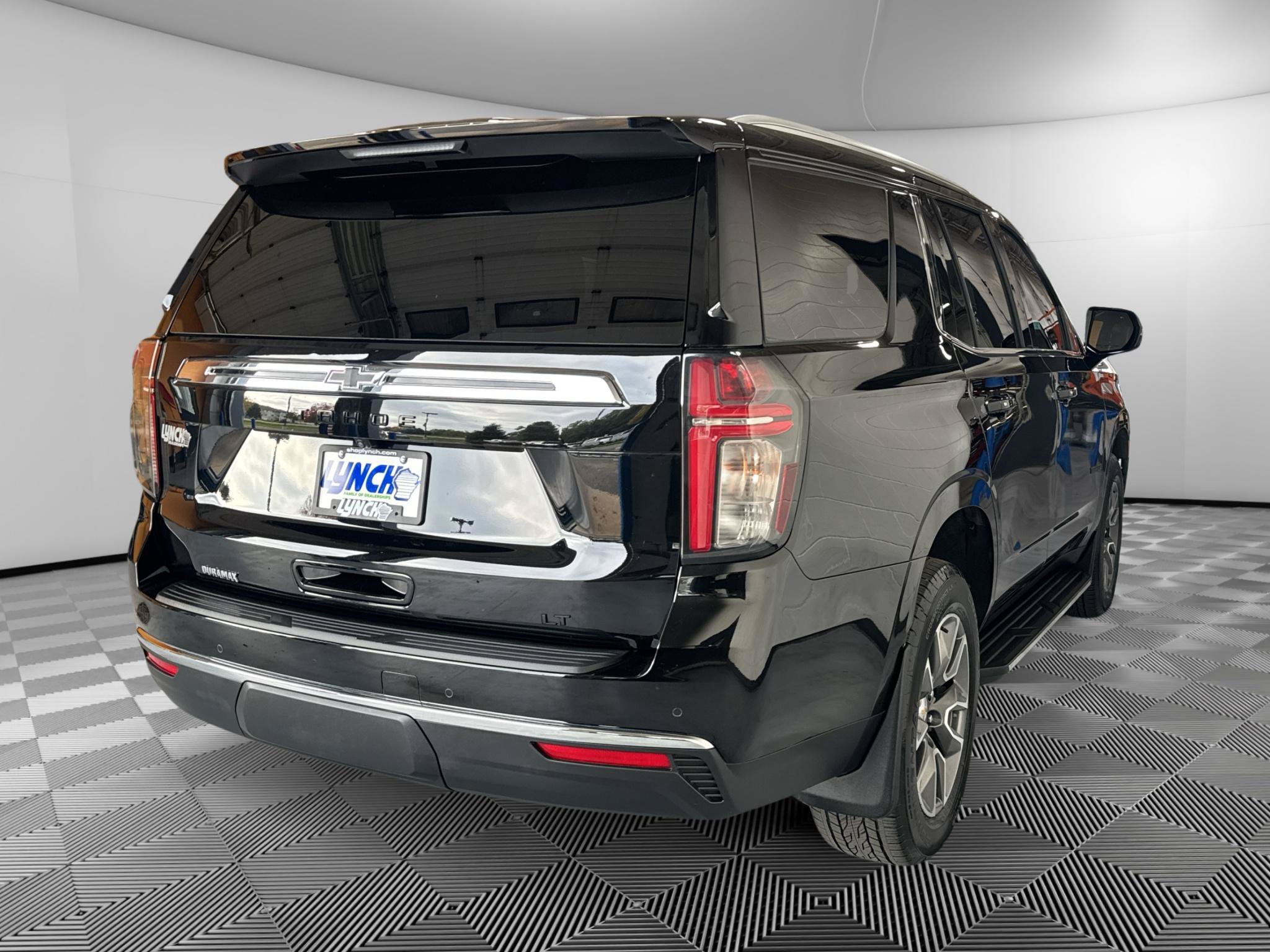 Used 2024 Chevrolet Tahoe LT w/ LT Signature Plus Package AWD/4WD image 5