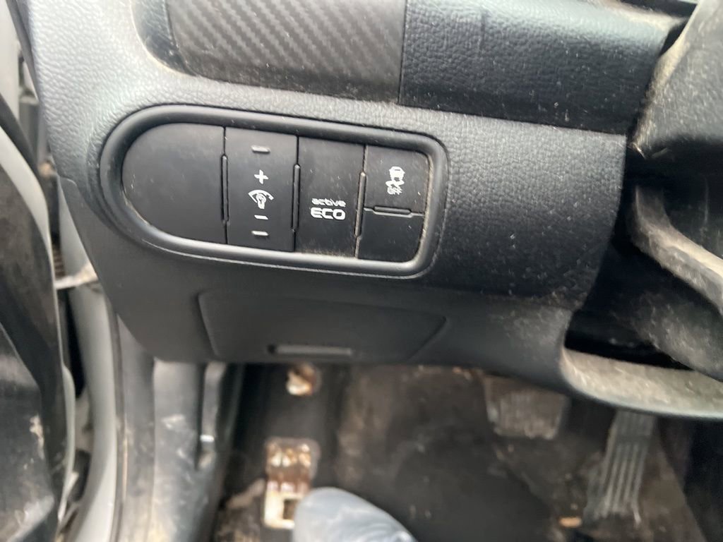 Used 2014 Kia Forte EX image 7