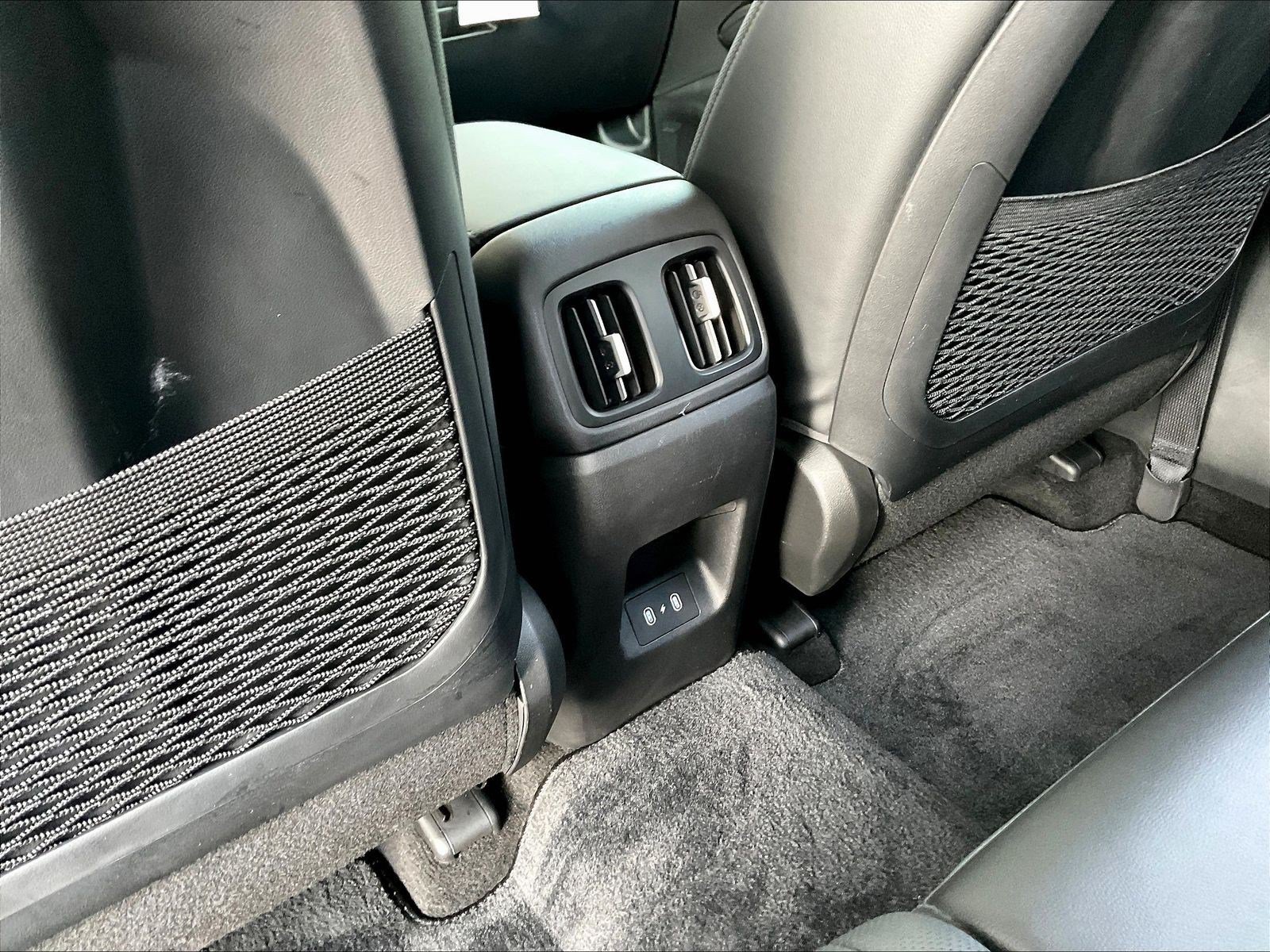 Used 2025 Hyundai Tucson Limited FWD image 10