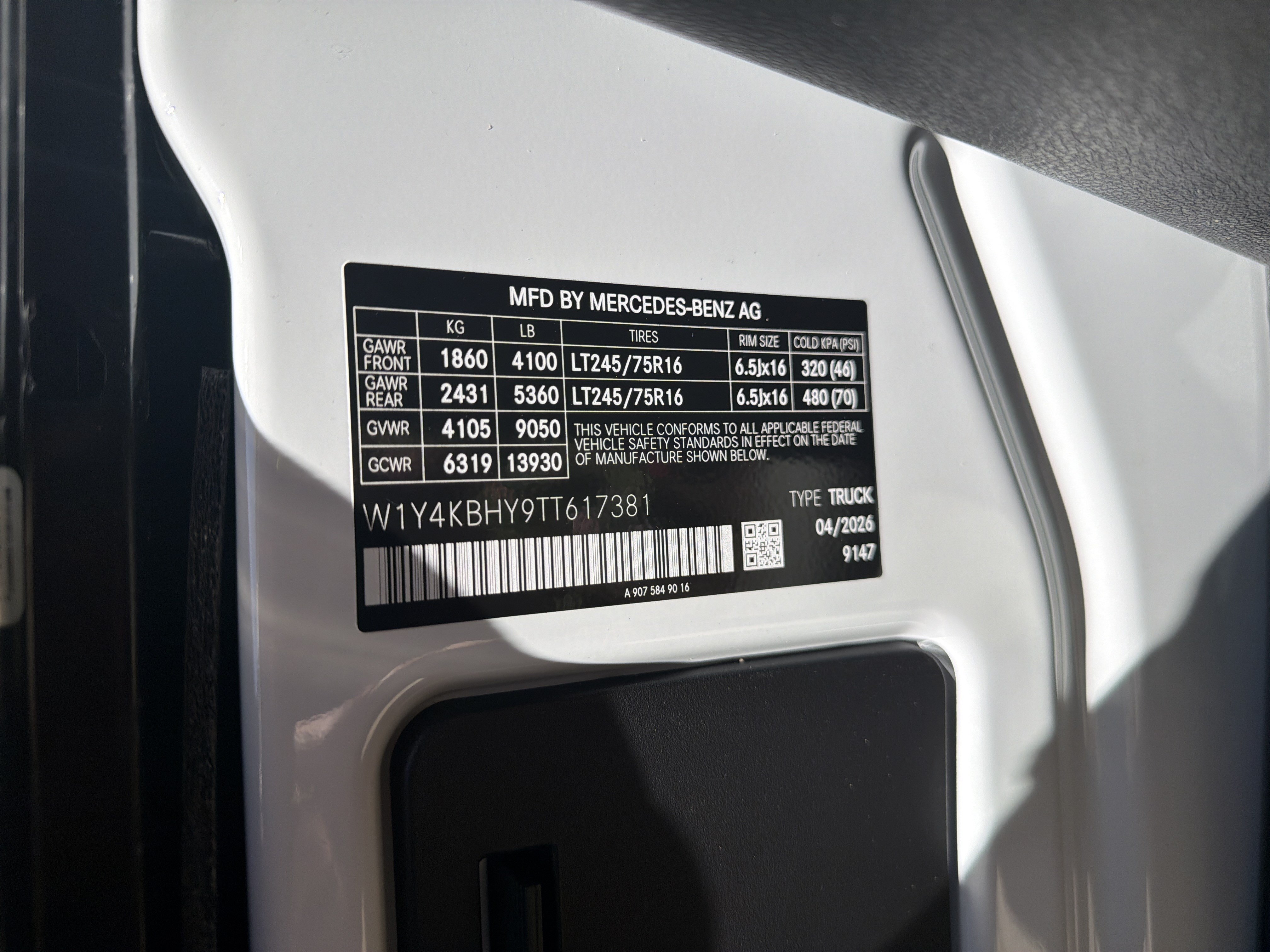 New 2026 Mercedes-Benz Sprinter 2500 image 37