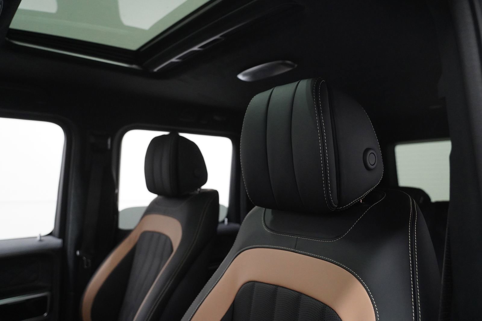 New 2026 Mercedes-Benz G 550 image 16