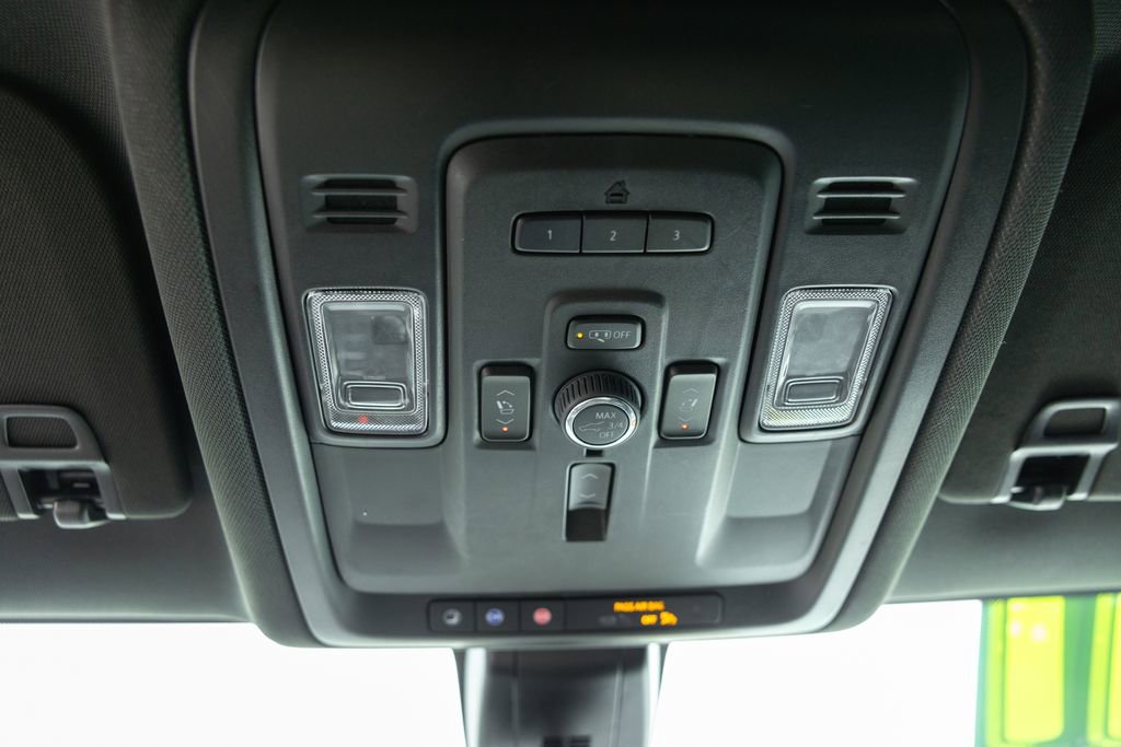 Used 2022 Chevrolet Tahoe RST w/ Luxury Package image 21