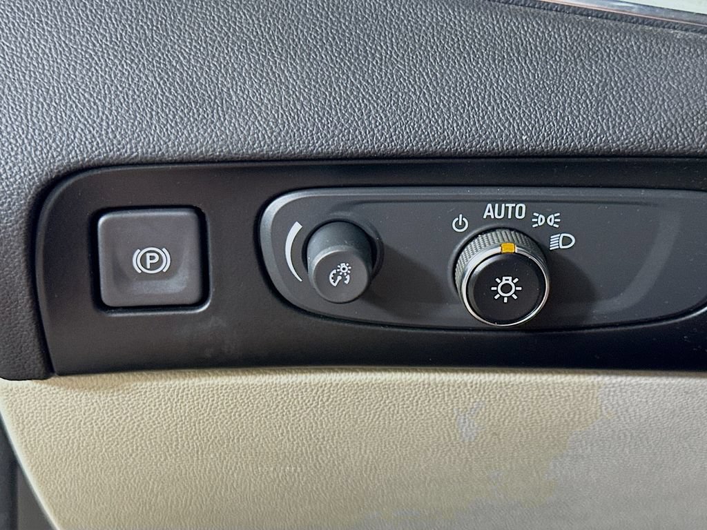Used 2021 Buick Enclave Premium w/ Surround and Sites Package FWD image 22