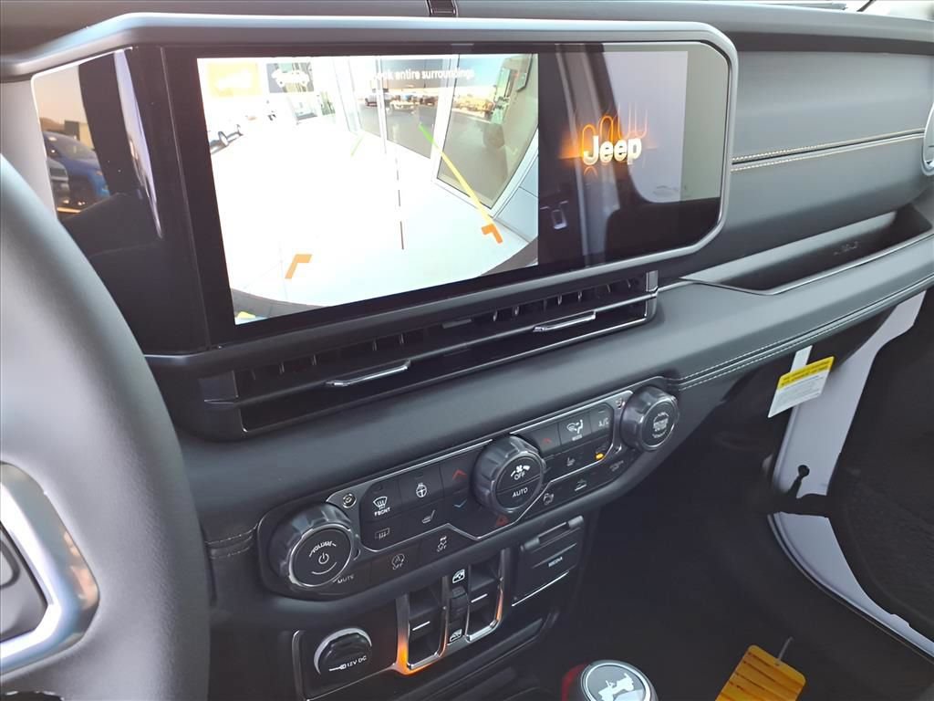 New 2026 Jeep Wrangler Unlimited Sahara AWD/4WD image 19