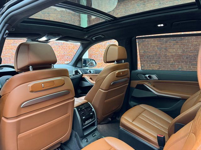 Certified 2024 BMW X7 M60i w/ Executive Package image 23