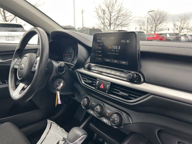 Used 2021 Kia Forte LXS image 28
