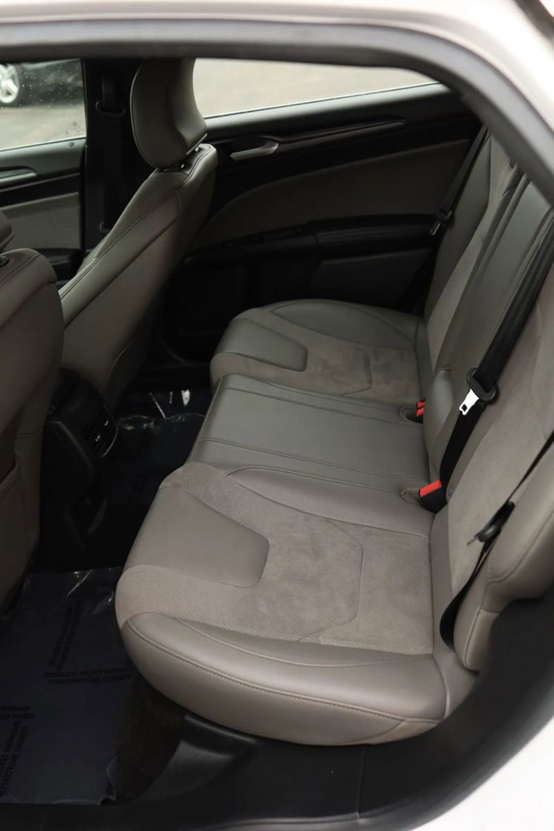 Used 2017 Ford Fusion Sport AWD/4WD image 31