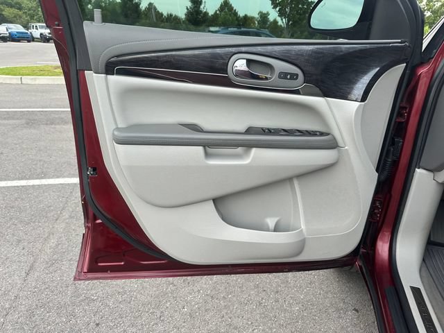 Used 2017 Buick Enclave Leather FWD image 14