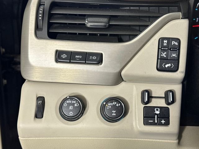 Used 2019 GMC Yukon XL Denali w/ Denali Ultimate Package AWD/4WD image 19