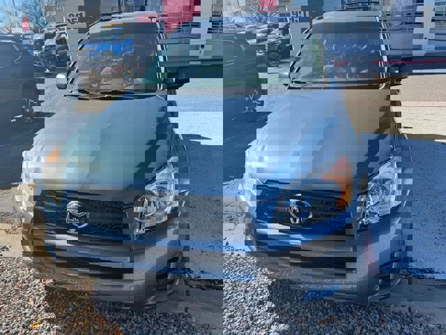 Used 2011 Toyota RAV4 4WD image 6