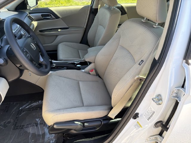 Used 2015 Honda Accord LX image 11