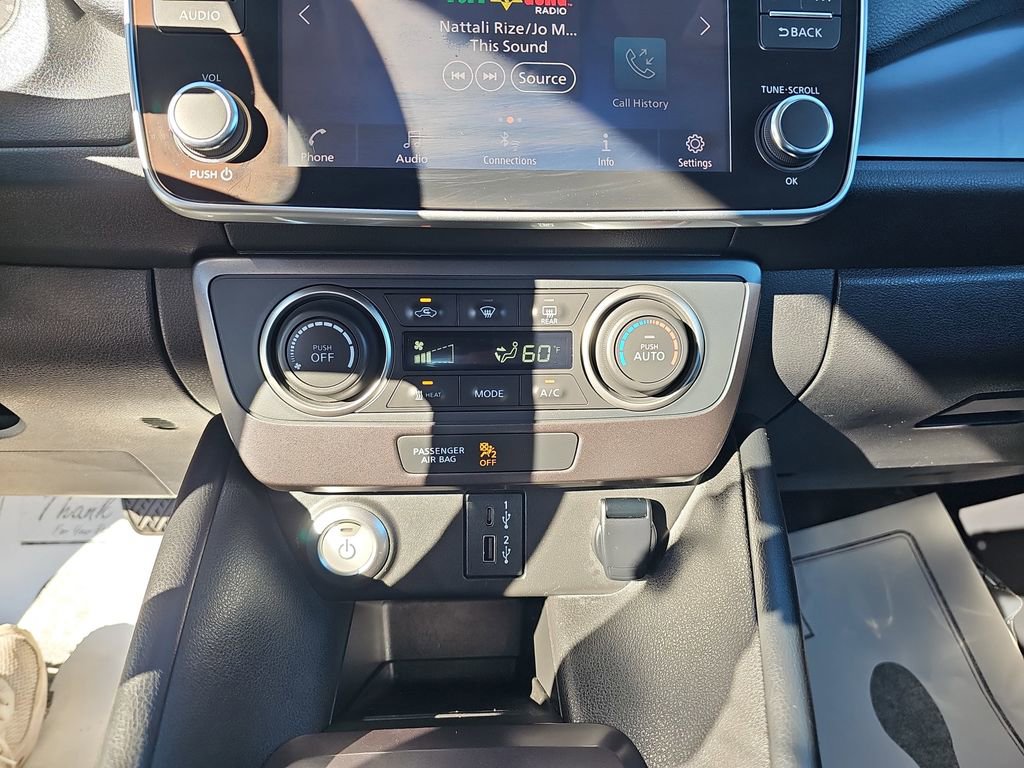 Used 2020 Nissan Leaf S w/ S Charge Package image 27