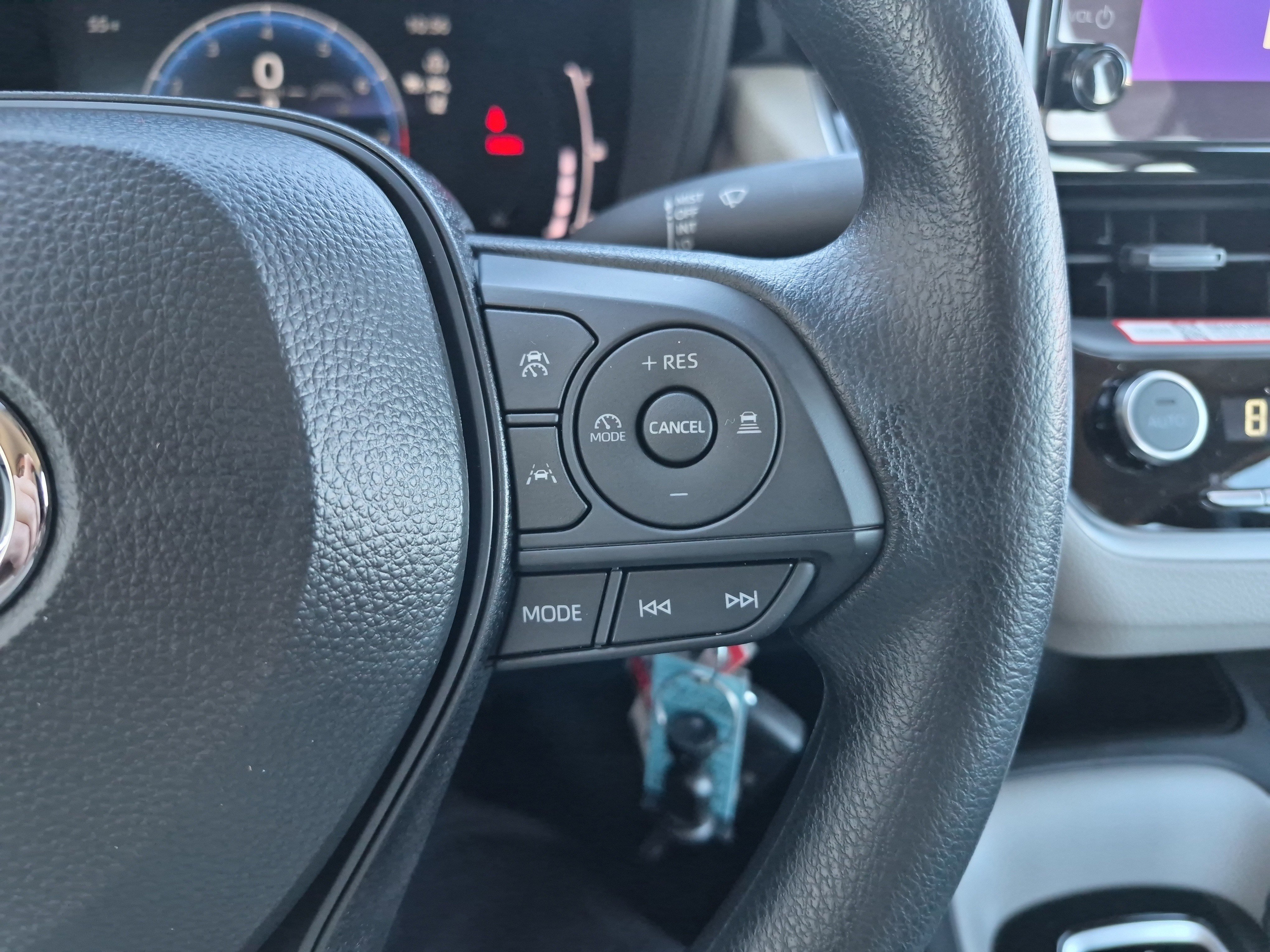 Used 2026 Toyota Corolla LE image 22