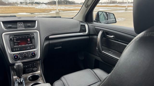 Used 2017 GMC Acadia Limited SLT image 17