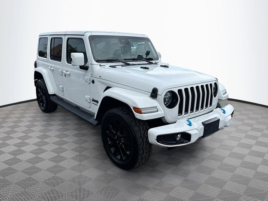 Used 2021 Jeep Wrangler Unlimited Sahara image 4