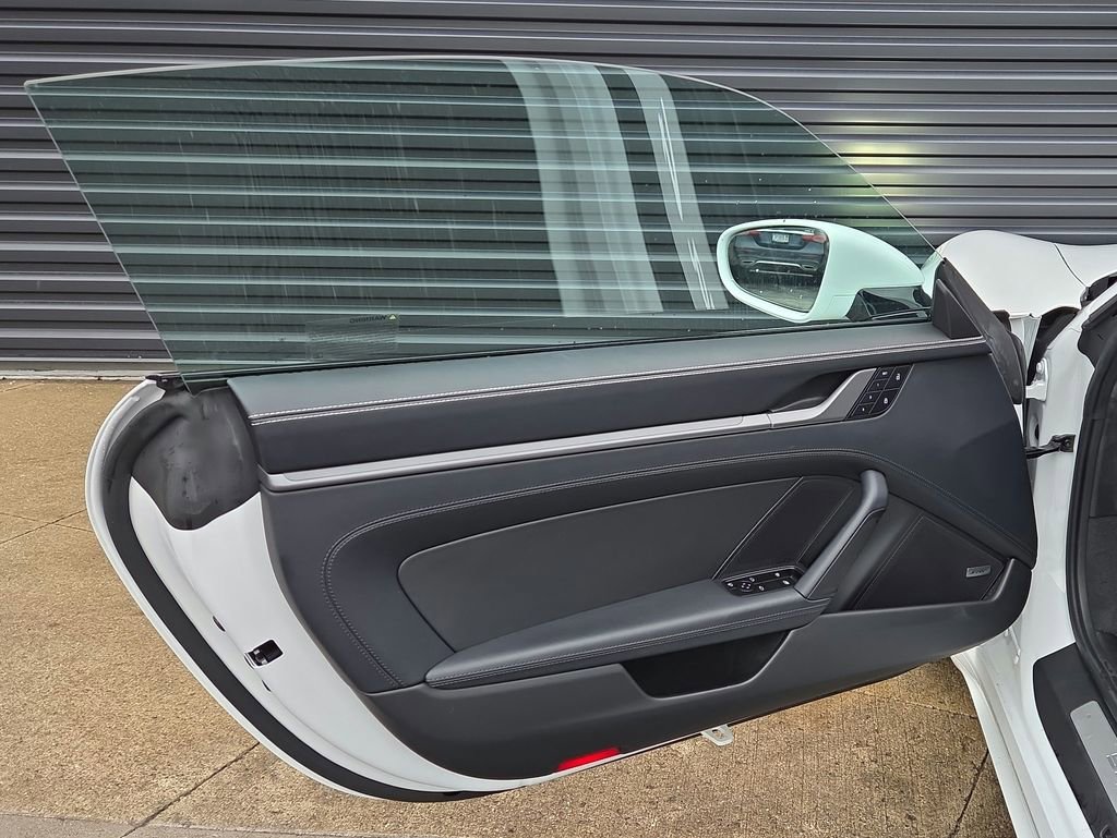 Certified 2024 Porsche 911 Targa 4 image 7