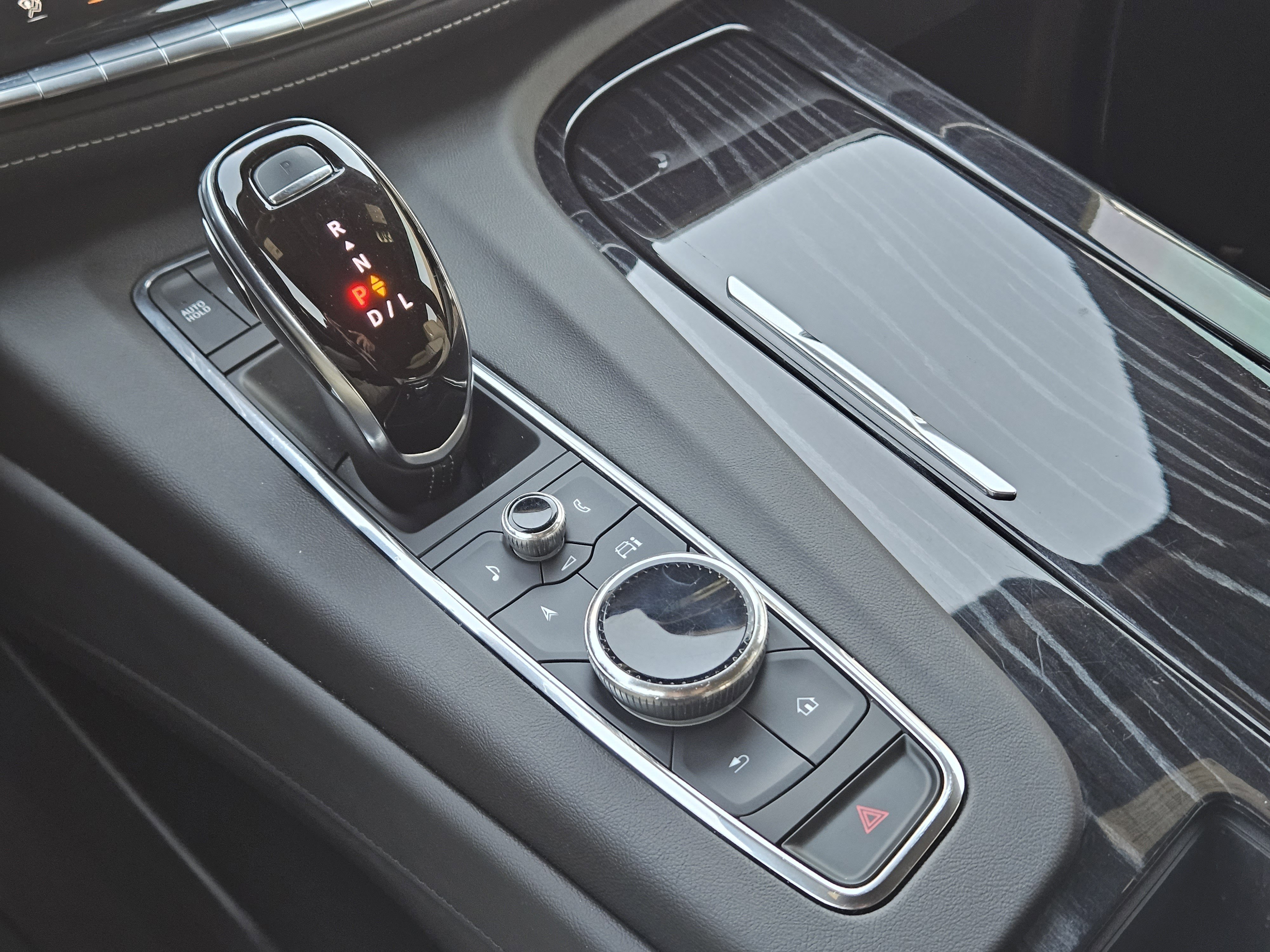 Used 2022 Cadillac Escalade ESV Sport image 20