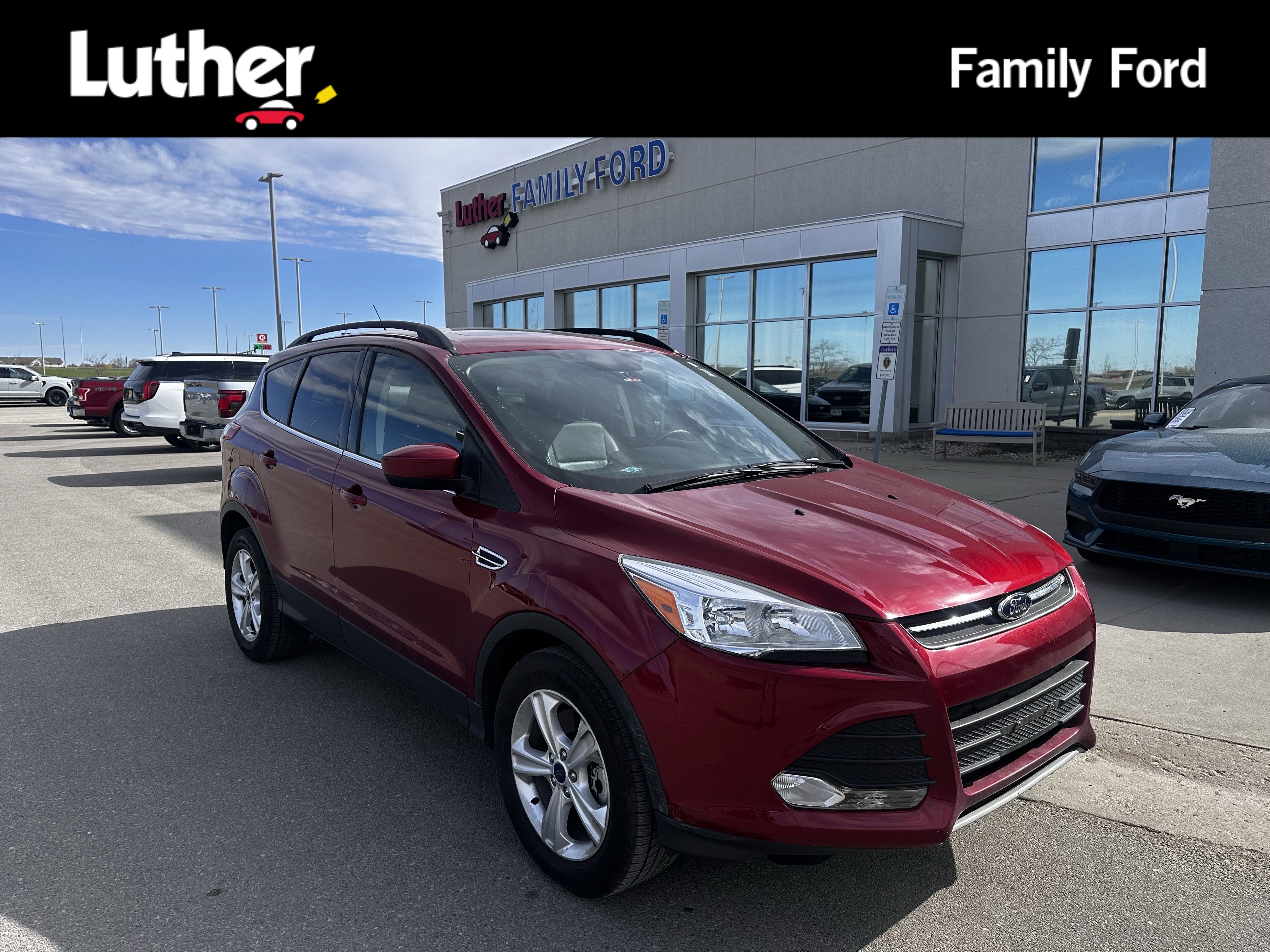 Used 2016 Ford Escape SE w/ SE Leather Comfort Package