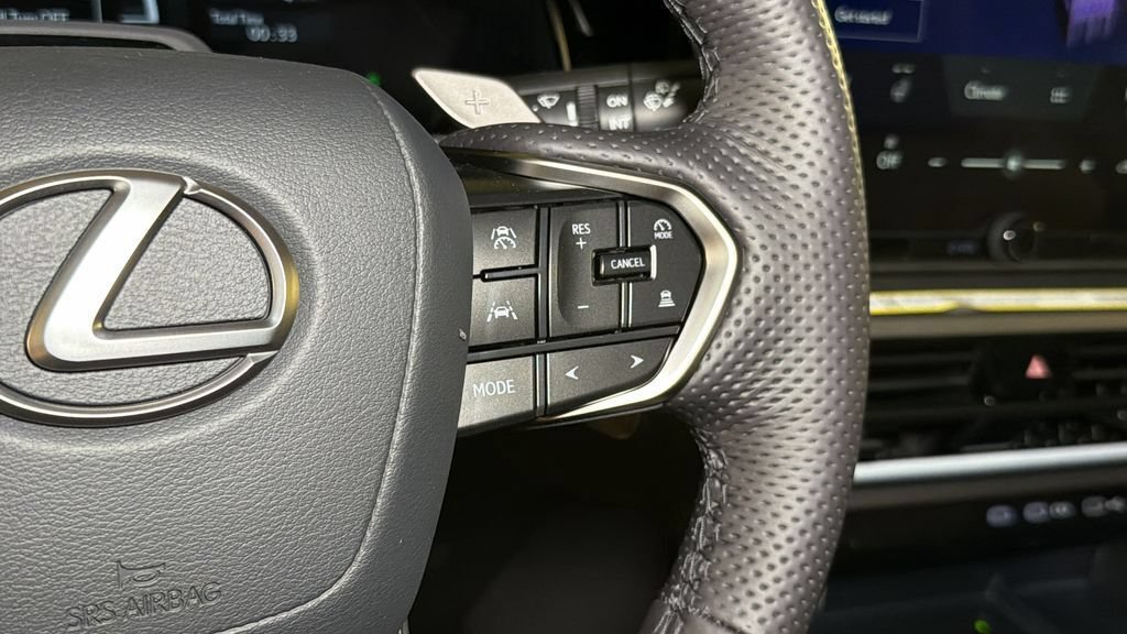 New 2026 Lexus TX 500h AWD image 19