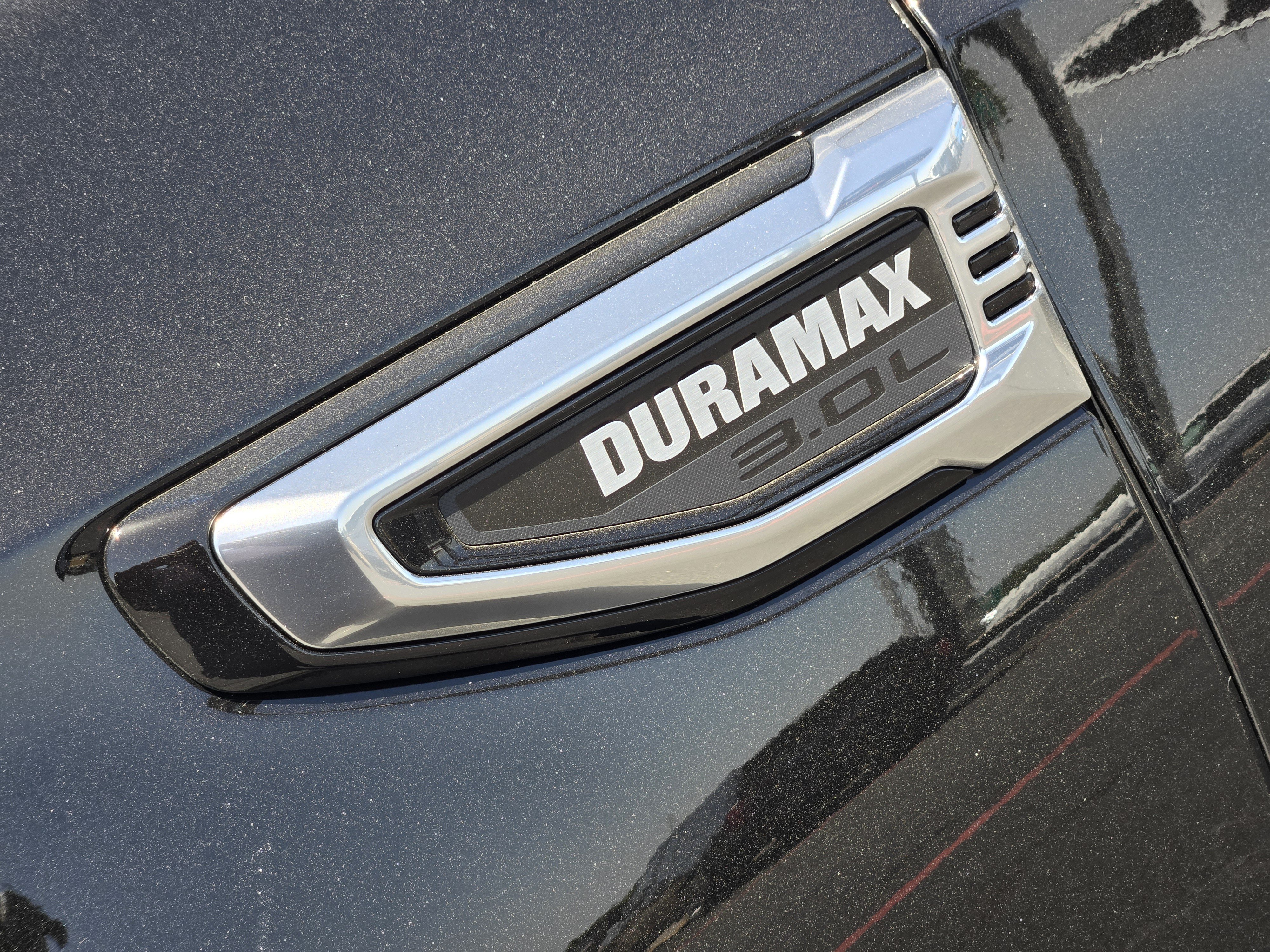 New 2026 GMC Yukon XL Denali w/ Denali Reserve Package AWD/4WD image 8