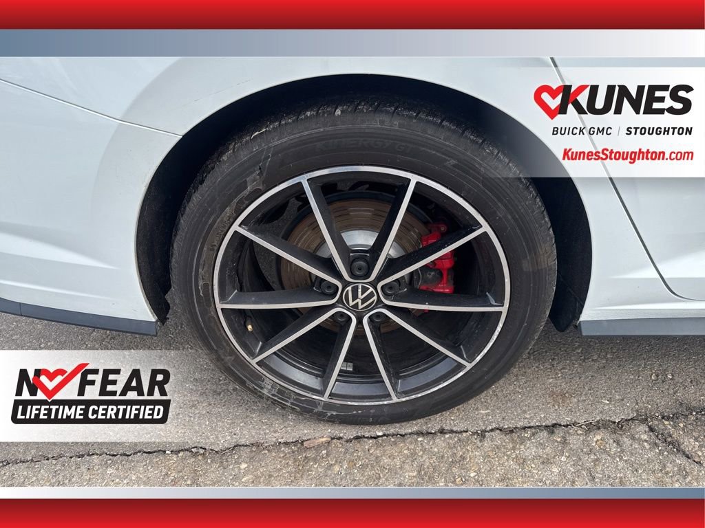 Used 2025 Volkswagen Jetta GLI Autobahn image 13