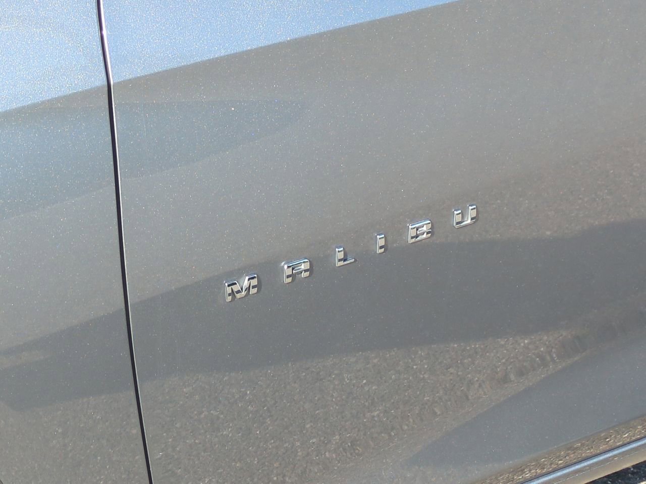 Used 2024 Chevrolet Malibu LT image 30