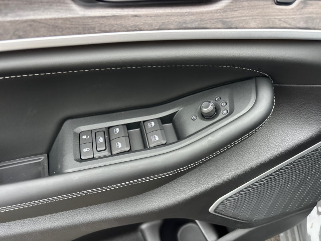 New 2027 Jeep Grand Cherokee L Limited AWD/4WD image 18