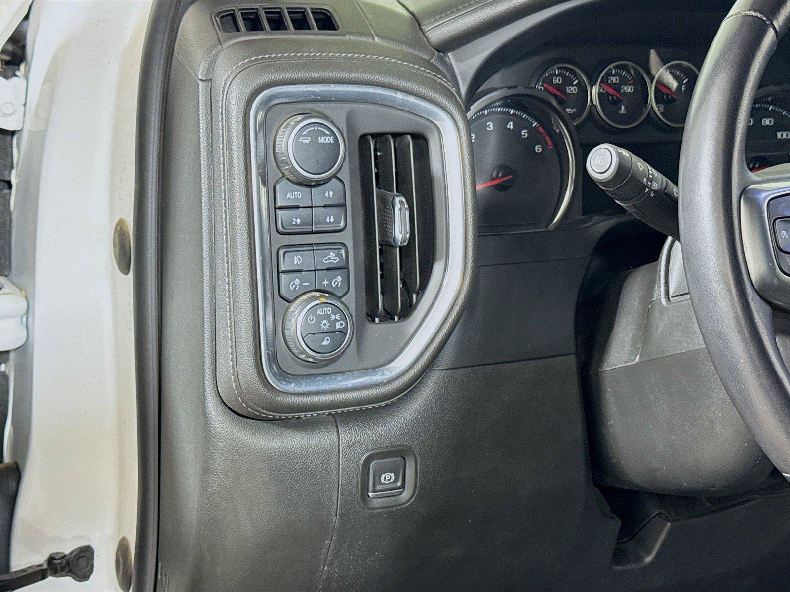 Used 2022 Chevrolet Silverado 1500 LTZ w/ LTZ Premium Texas Edition AWD/4WD image 8