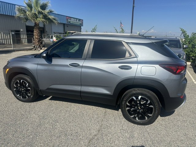 Used 2021 Chevrolet TrailBlazer LT FWD image 4