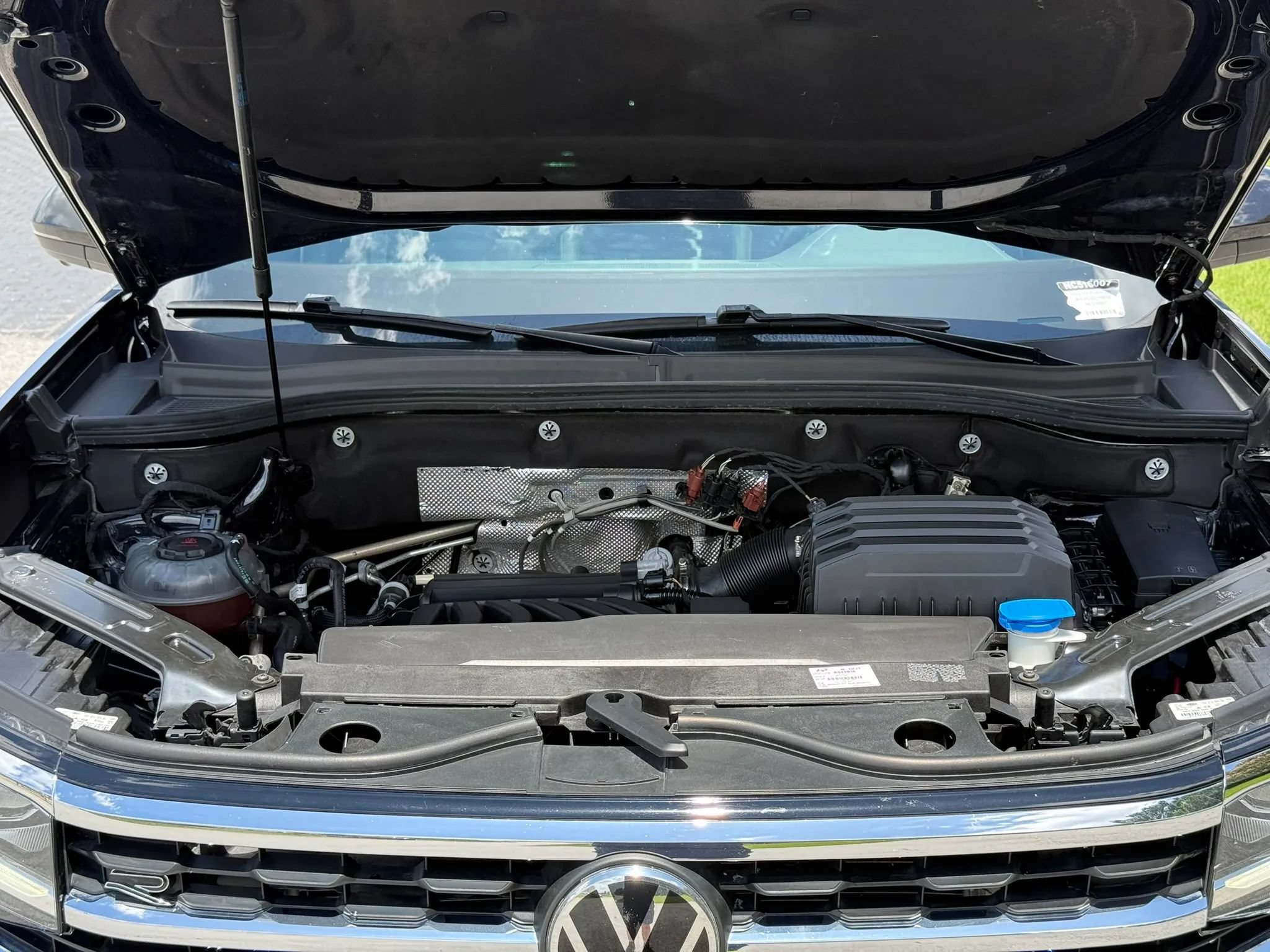 Used 2022 Volkswagen Atlas SEL Premium AWD/4WD image 13