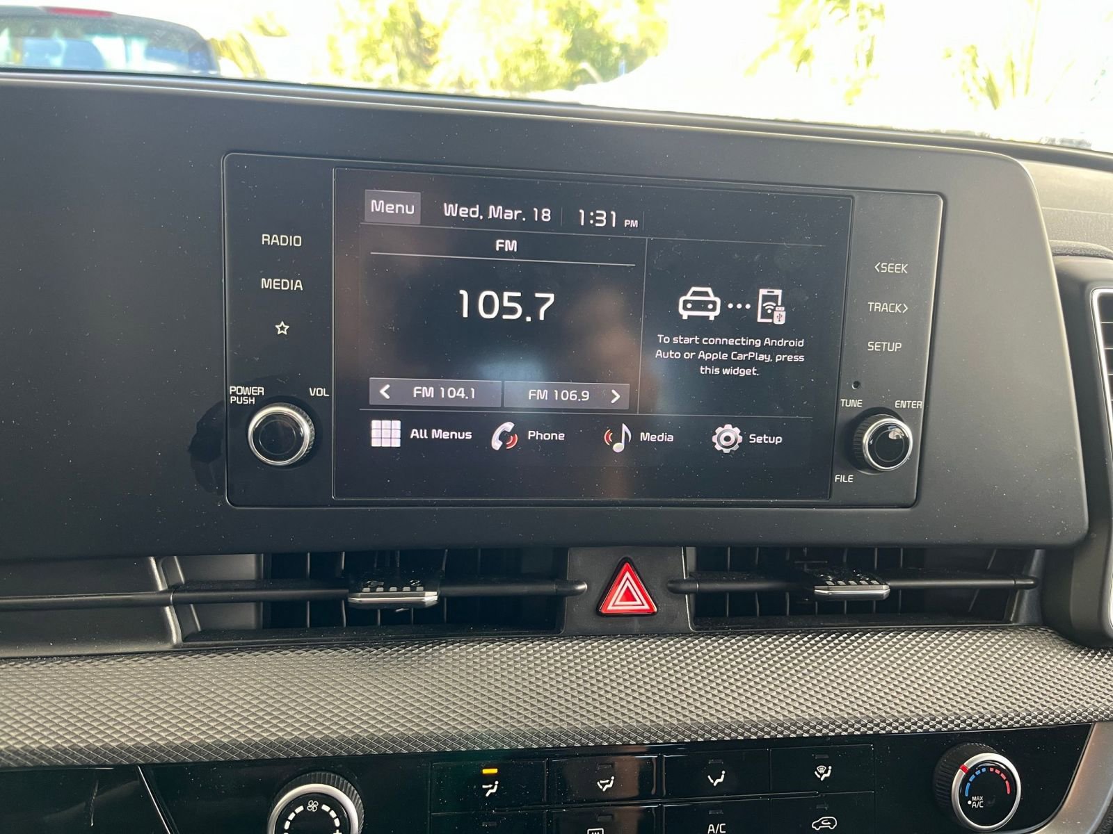 Used 2025 Kia Sportage LX image 20