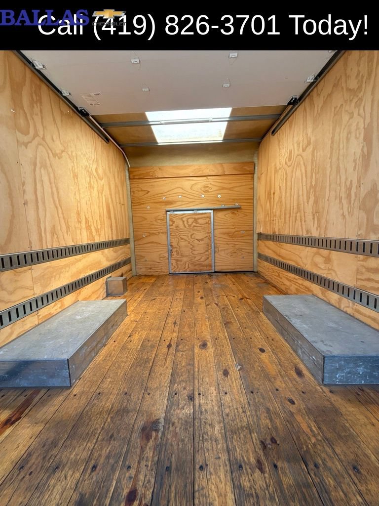 Used 2021 Chevrolet Express 3500 w/ Power Convenience Package RWD image 28