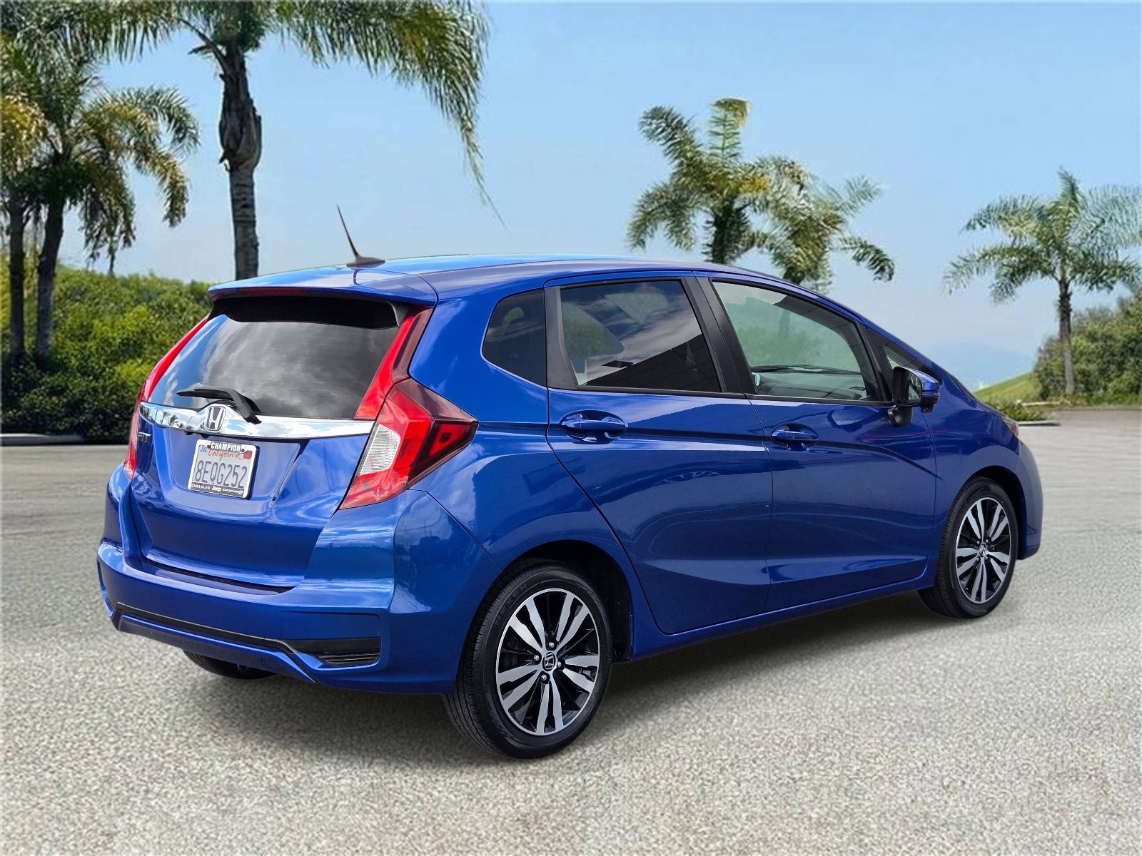 Used 2018 Honda Fit EX image 4