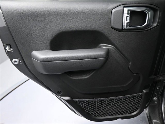 New 2025 Jeep Gladiator Sport image 38