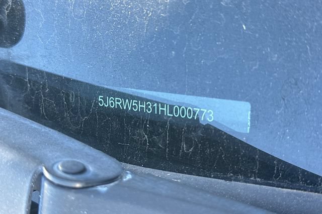 Used 2017 Honda CR-V LX image 3