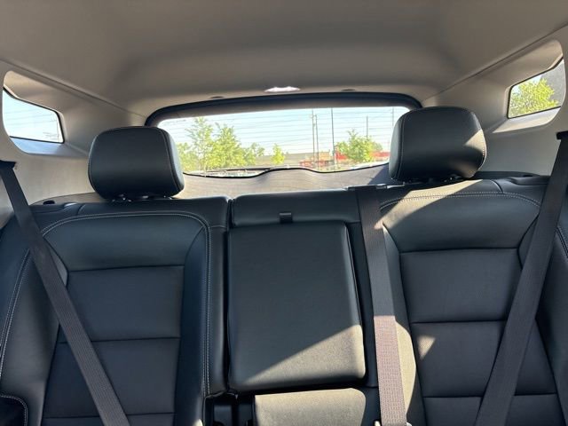 Used 2024 GMC Terrain SLT AWD/4WD image 39