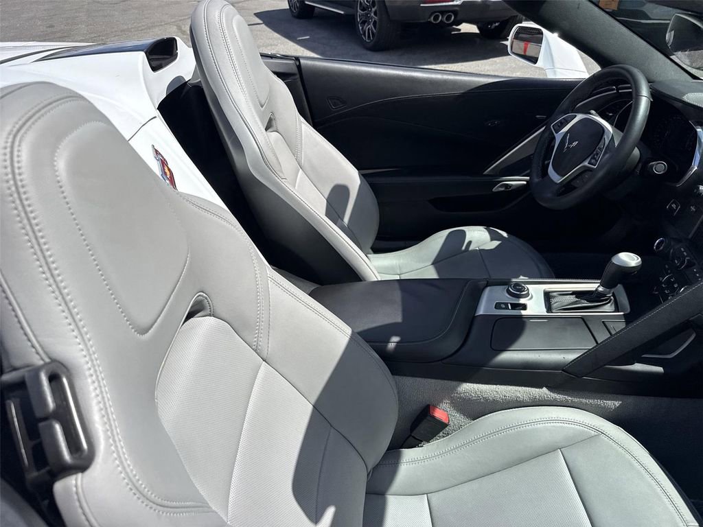 Used 2014 Chevrolet Corvette Stingray Convertible RWD image 24
