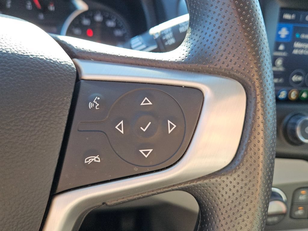 Used 2024 GMC Terrain SLE w/ Driver Convenience Package FWD image 22