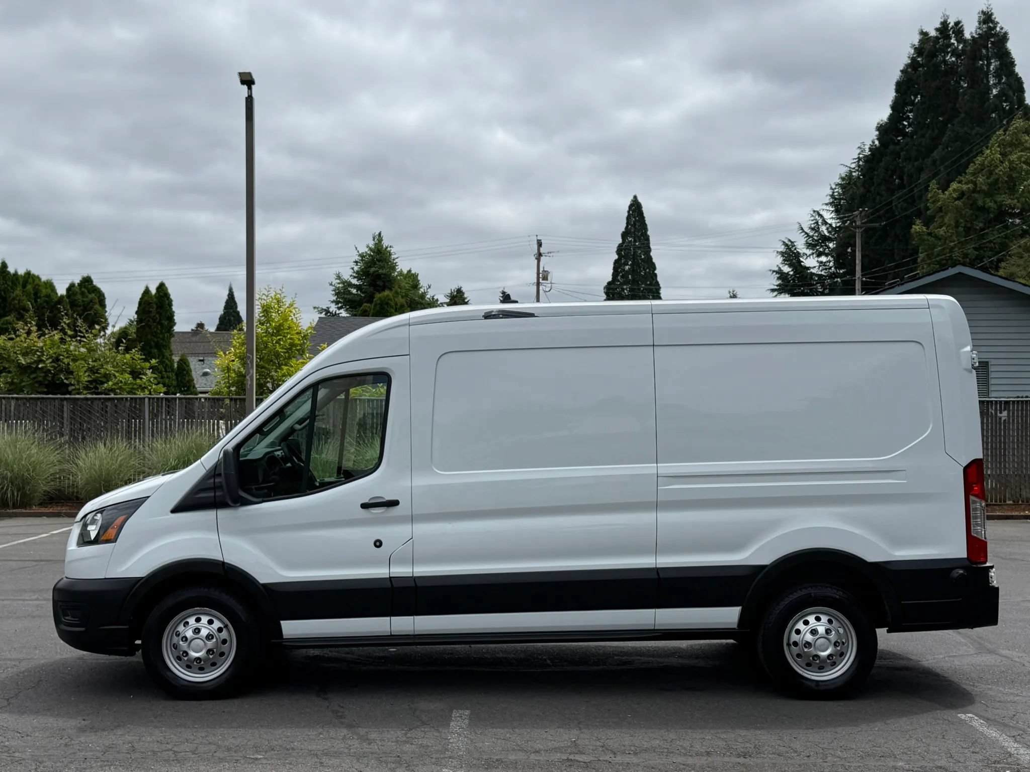 Used 2020 Ford Transit 350 Medium Roof RWD image 2