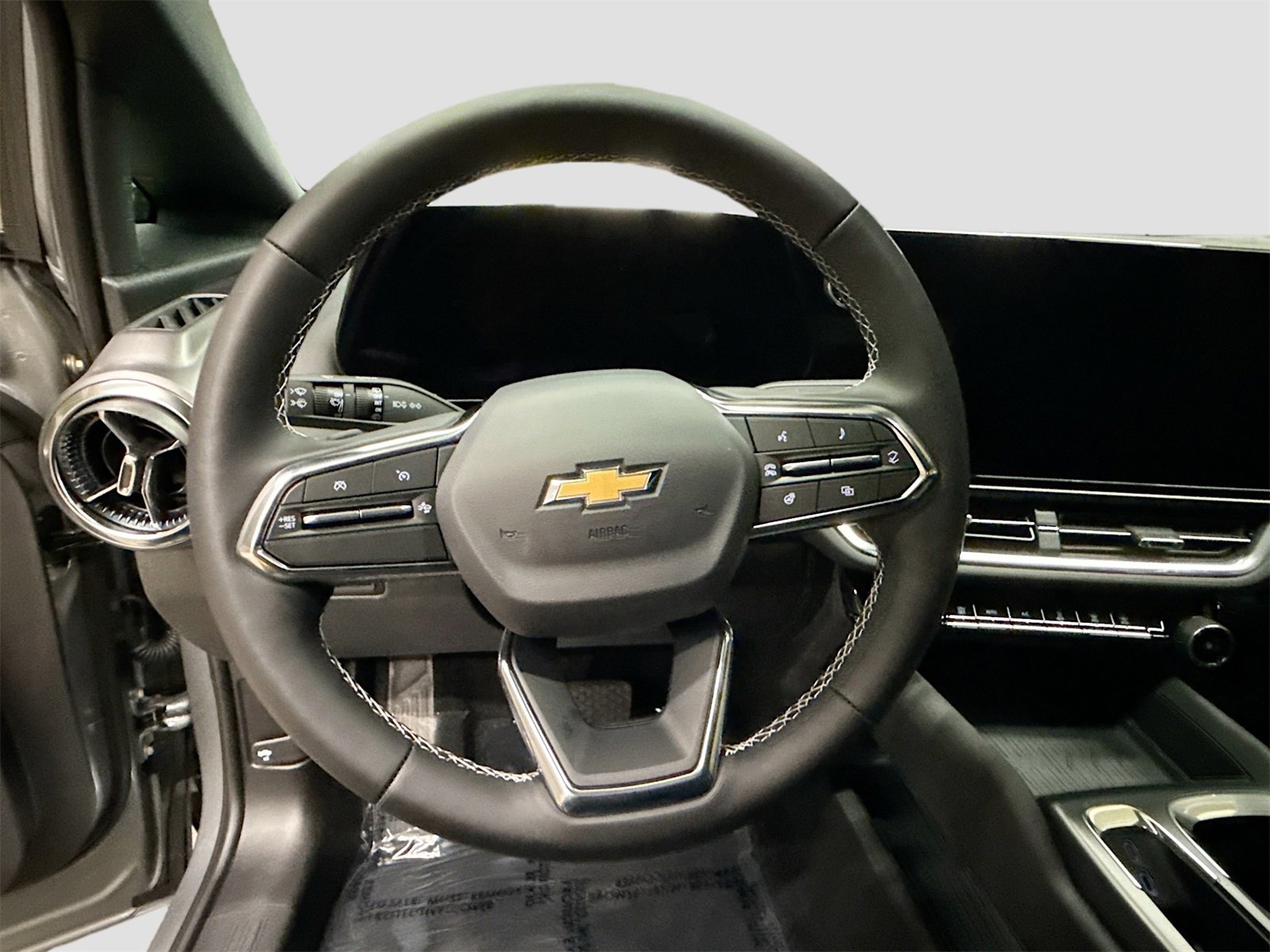 New 2026 Chevrolet Equinox EV LT w/ Comfort Package image 11