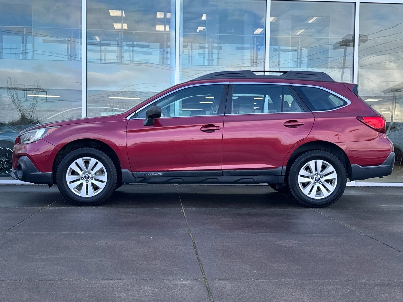 Used 2018 Subaru Outback 2.5i image 6