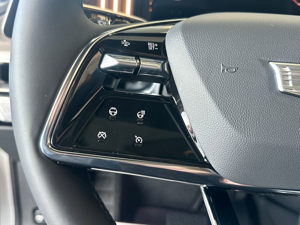 New 2026 Cadillac Lyriq Premium Luxury image 17